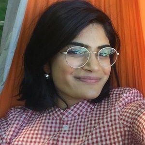 Meet your Posher, Medha